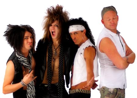 Velcro Pygmies at the Boathouse